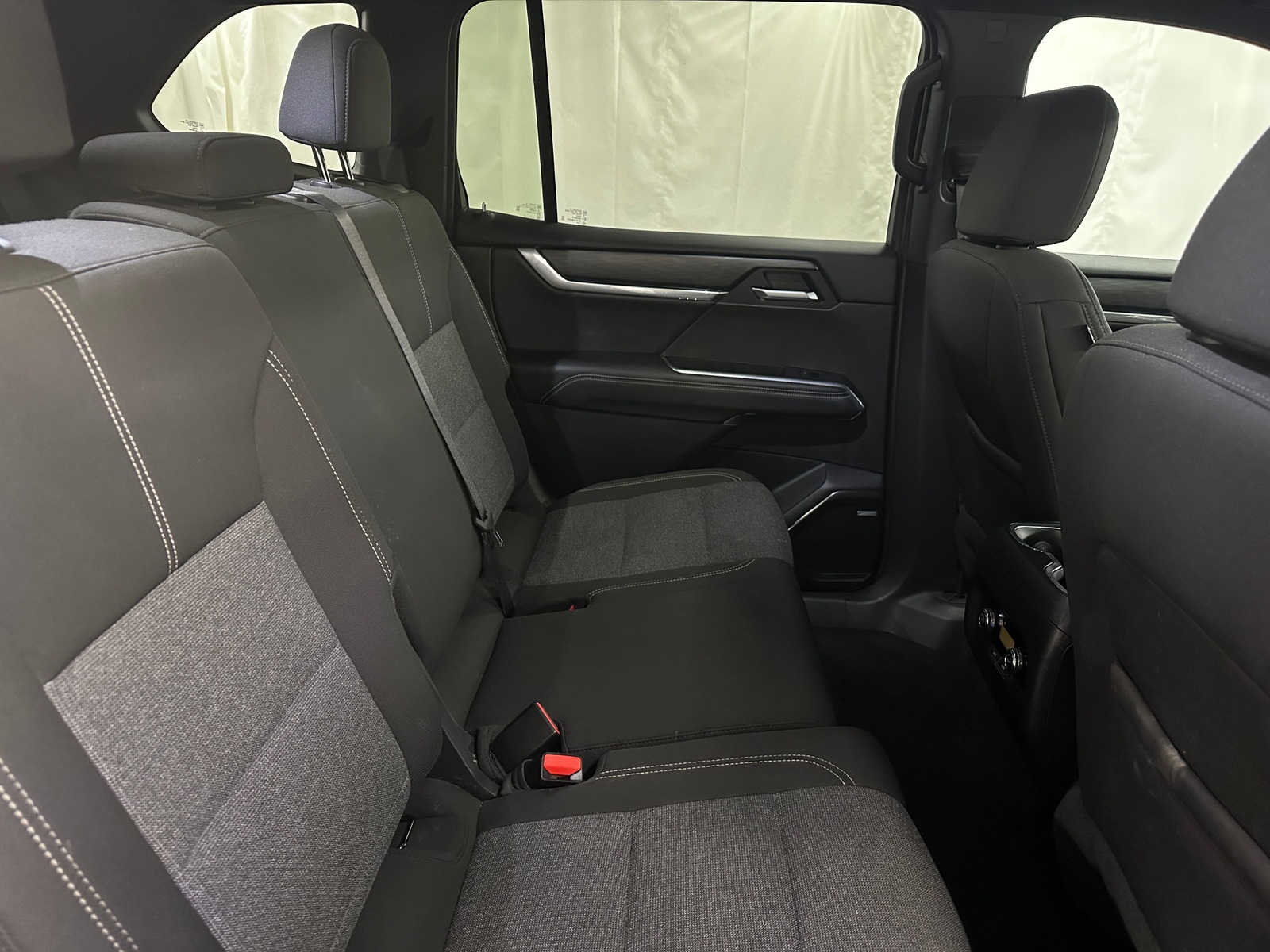 Thumbnail: 2025 GMC Acadia - 6