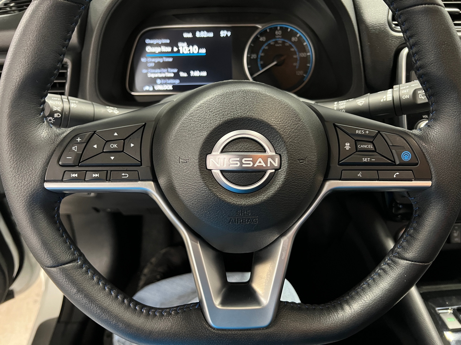 Thumbnail: 2023 Nissan Leaf - 5