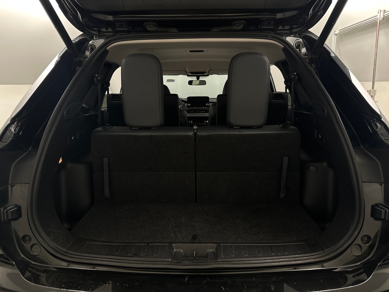 Thumbnail: 2024 Mitsubishi Outlander - 6