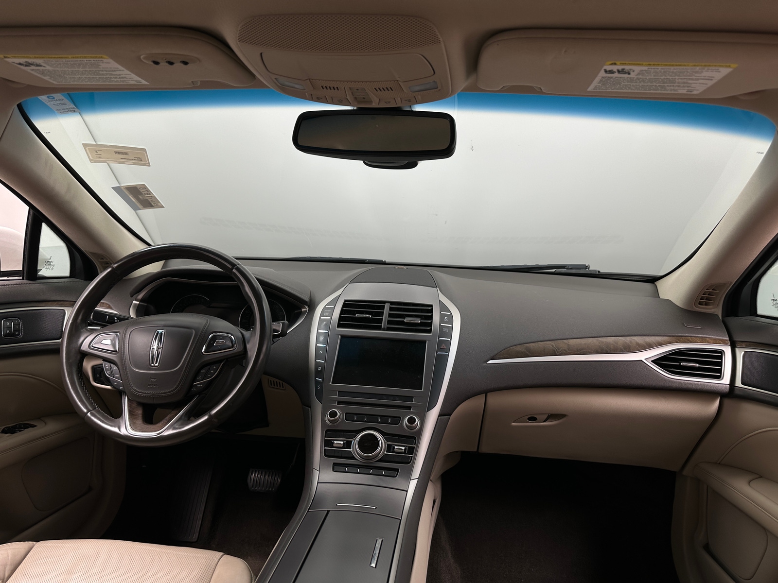 Thumbnail: 2017 Lincoln MKZ - 2