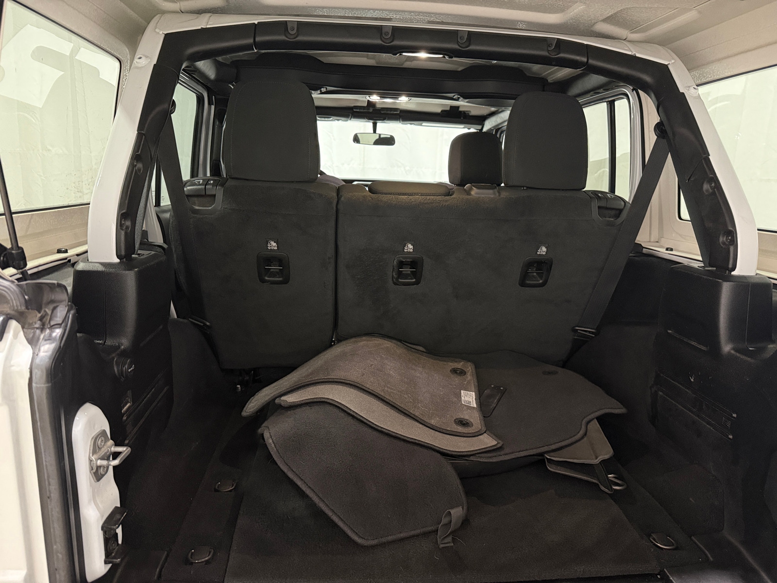 Thumbnail: 2023 Jeep Wrangler - 7