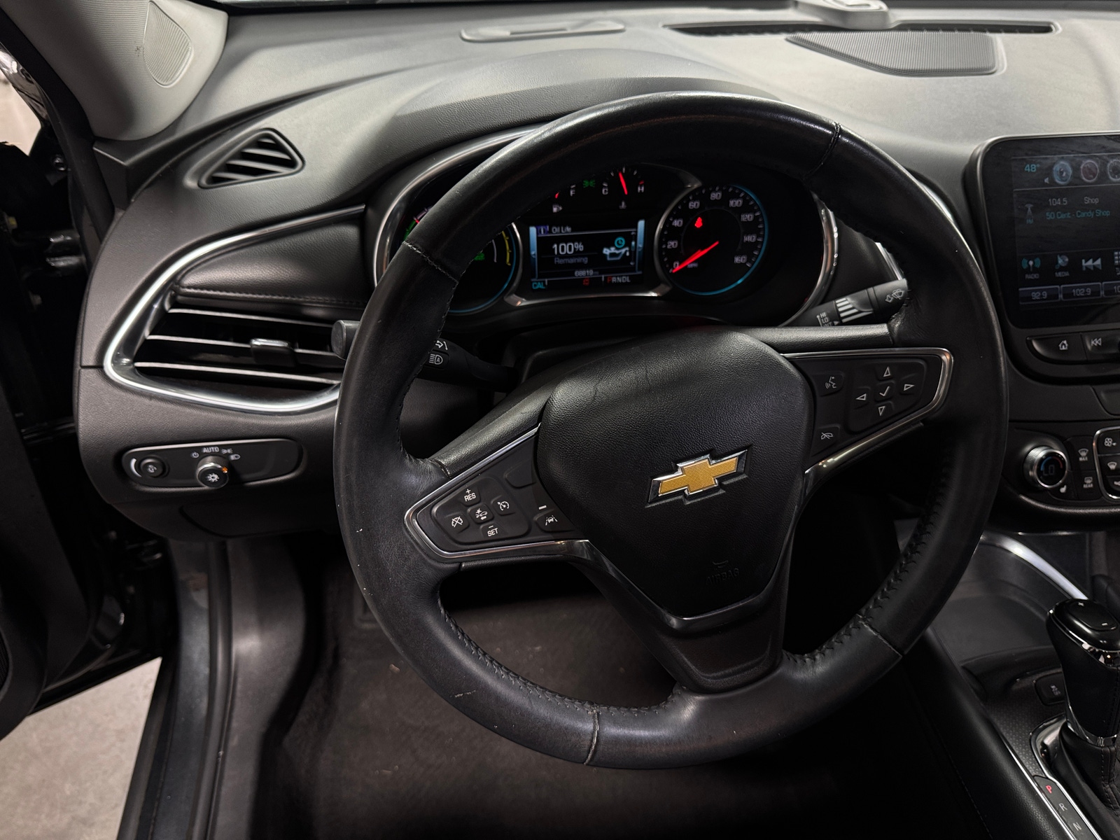 Thumbnail: 2017 Chevrolet Malibu - 4