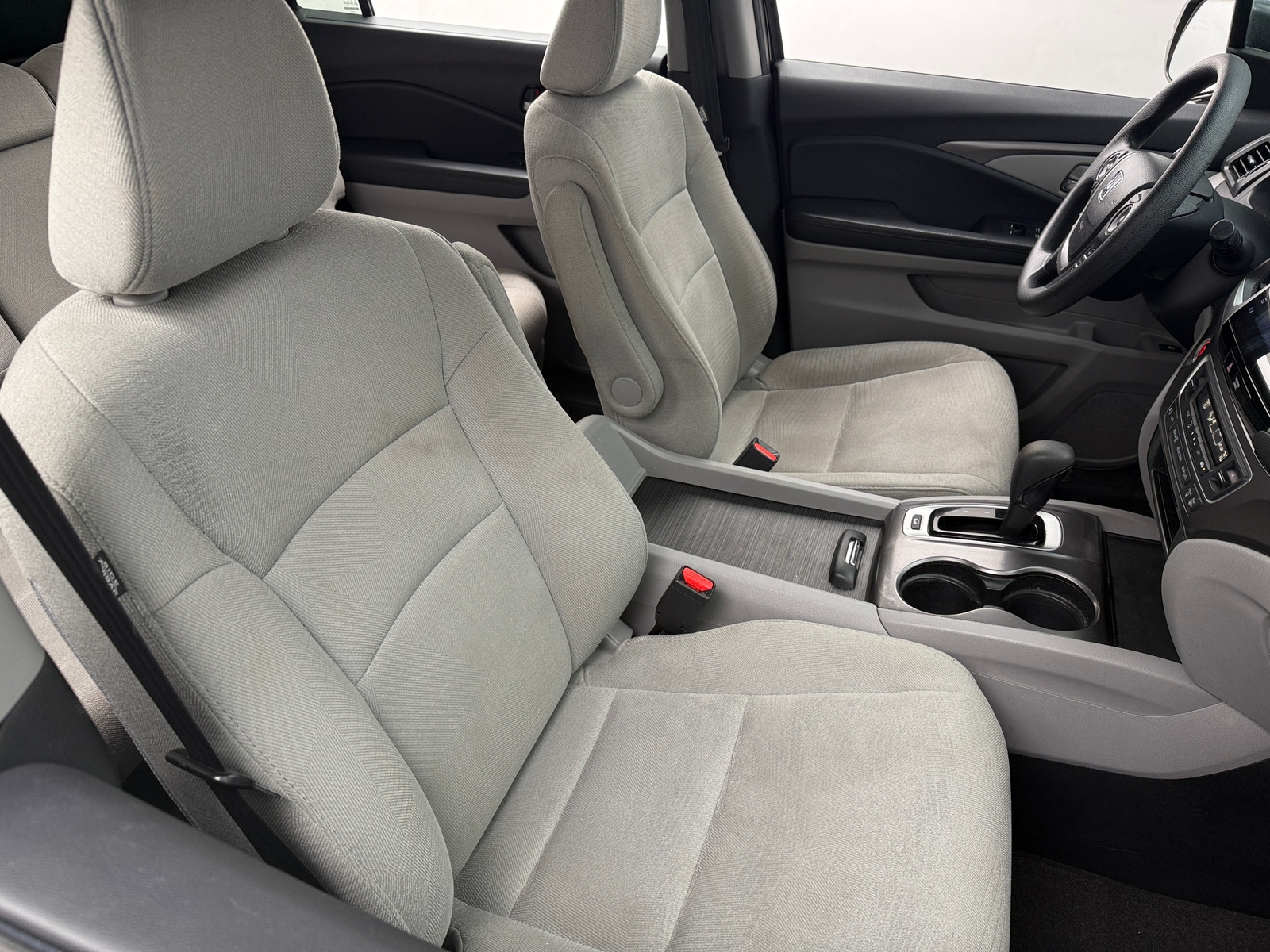 Thumbnail: 2017 Honda Pilot - 2