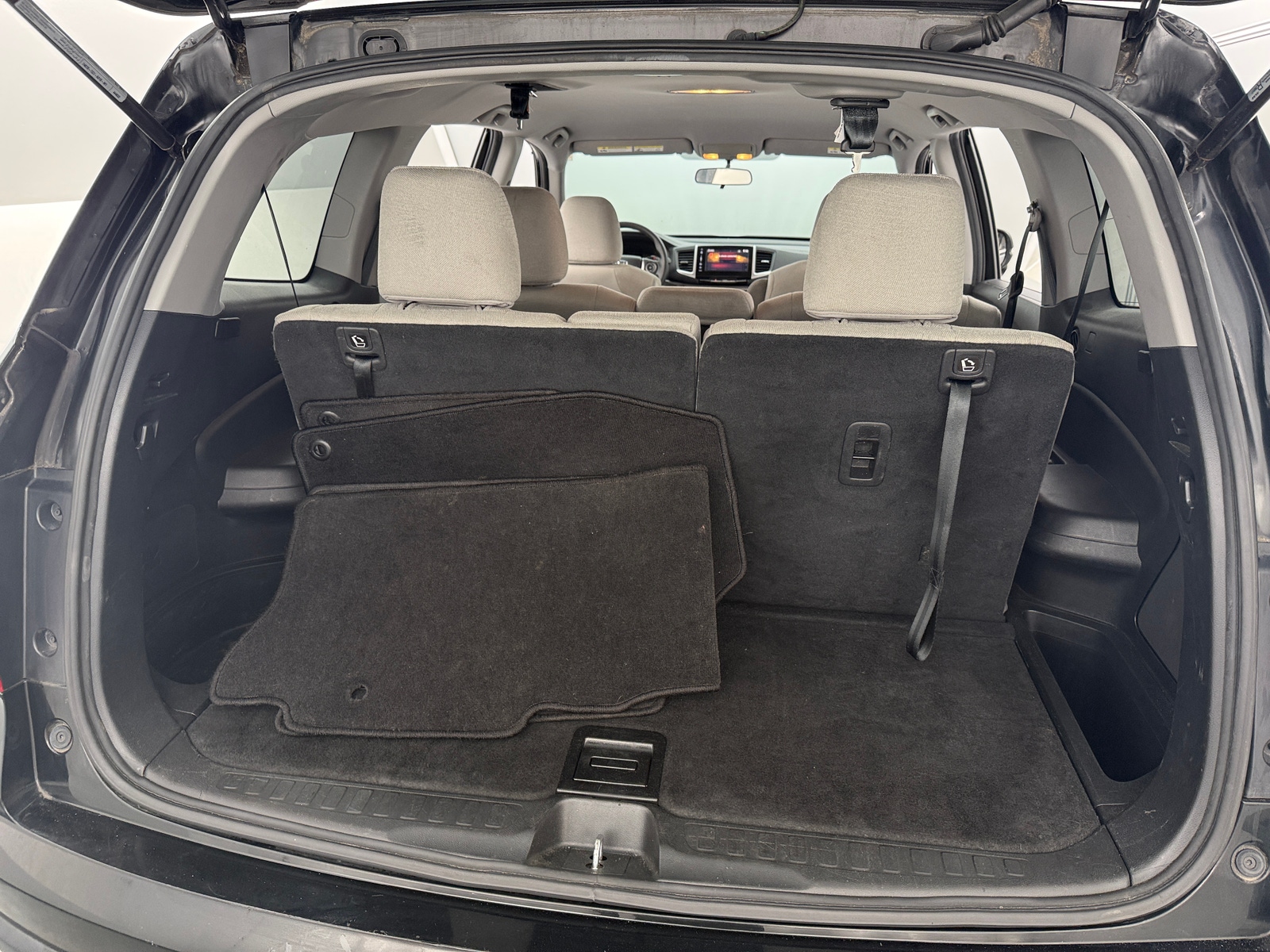 Thumbnail: 2017 Honda Pilot - 7