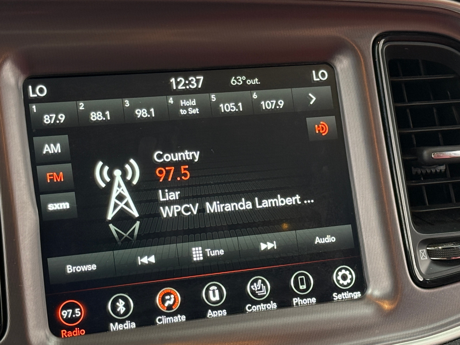 Thumbnail: 2019 Dodge Challenger - 2