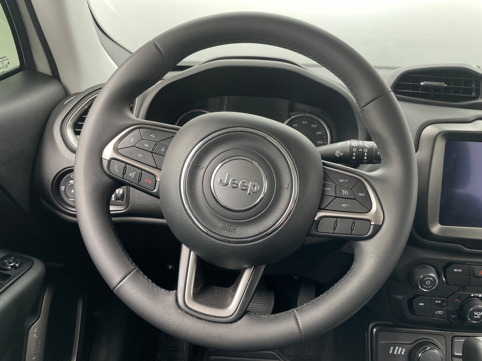 Thumbnail: 2022 Jeep Renegade - 5