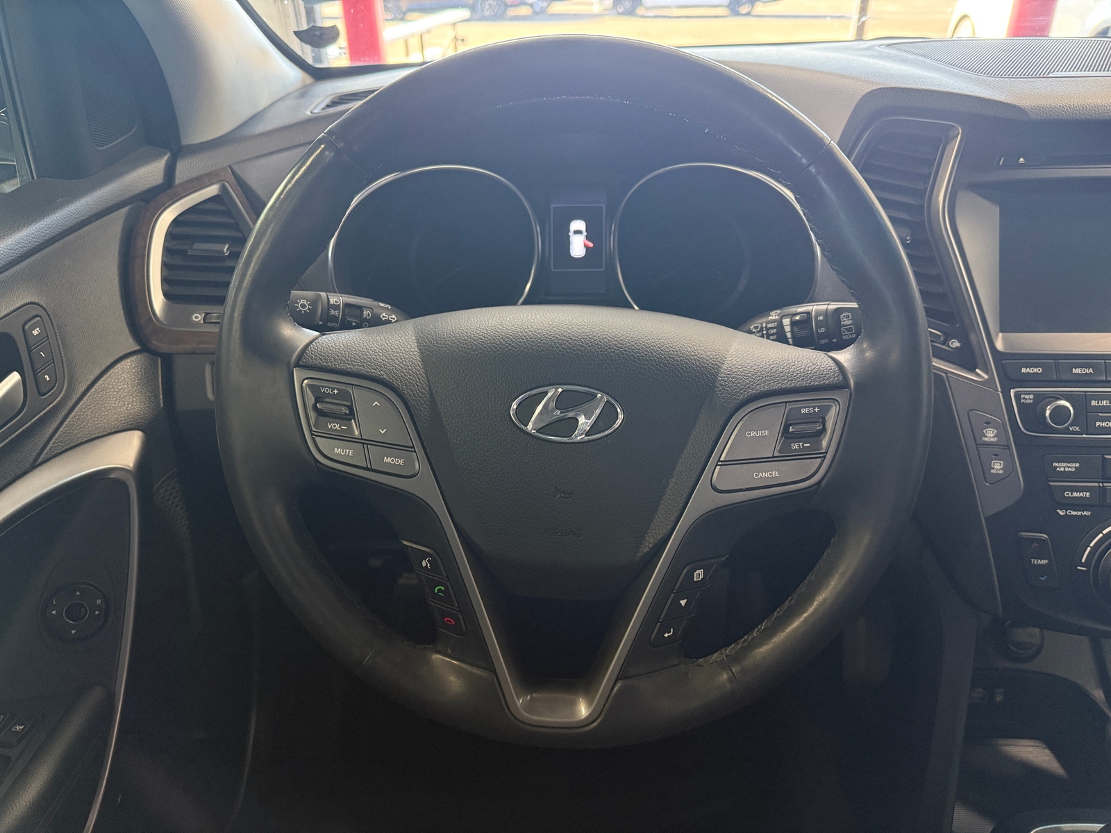 Thumbnail: 2018 Hyundai Santa Fe - 4