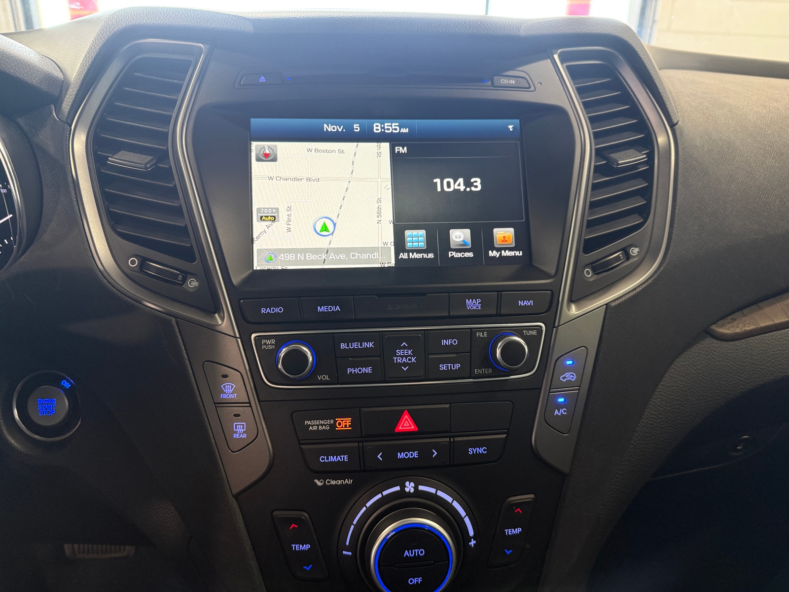 Thumbnail: 2018 Hyundai Santa Fe - 3