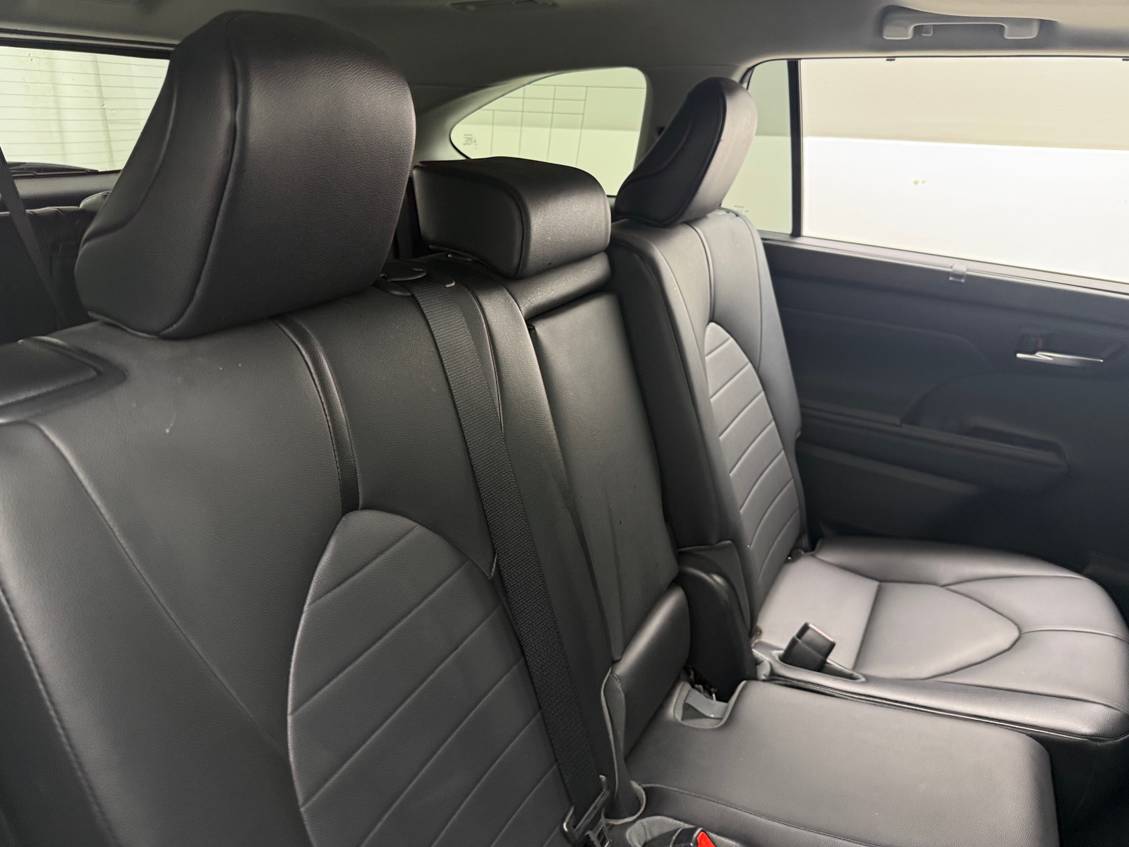 Thumbnail: 2021 Toyota Highlander - 5