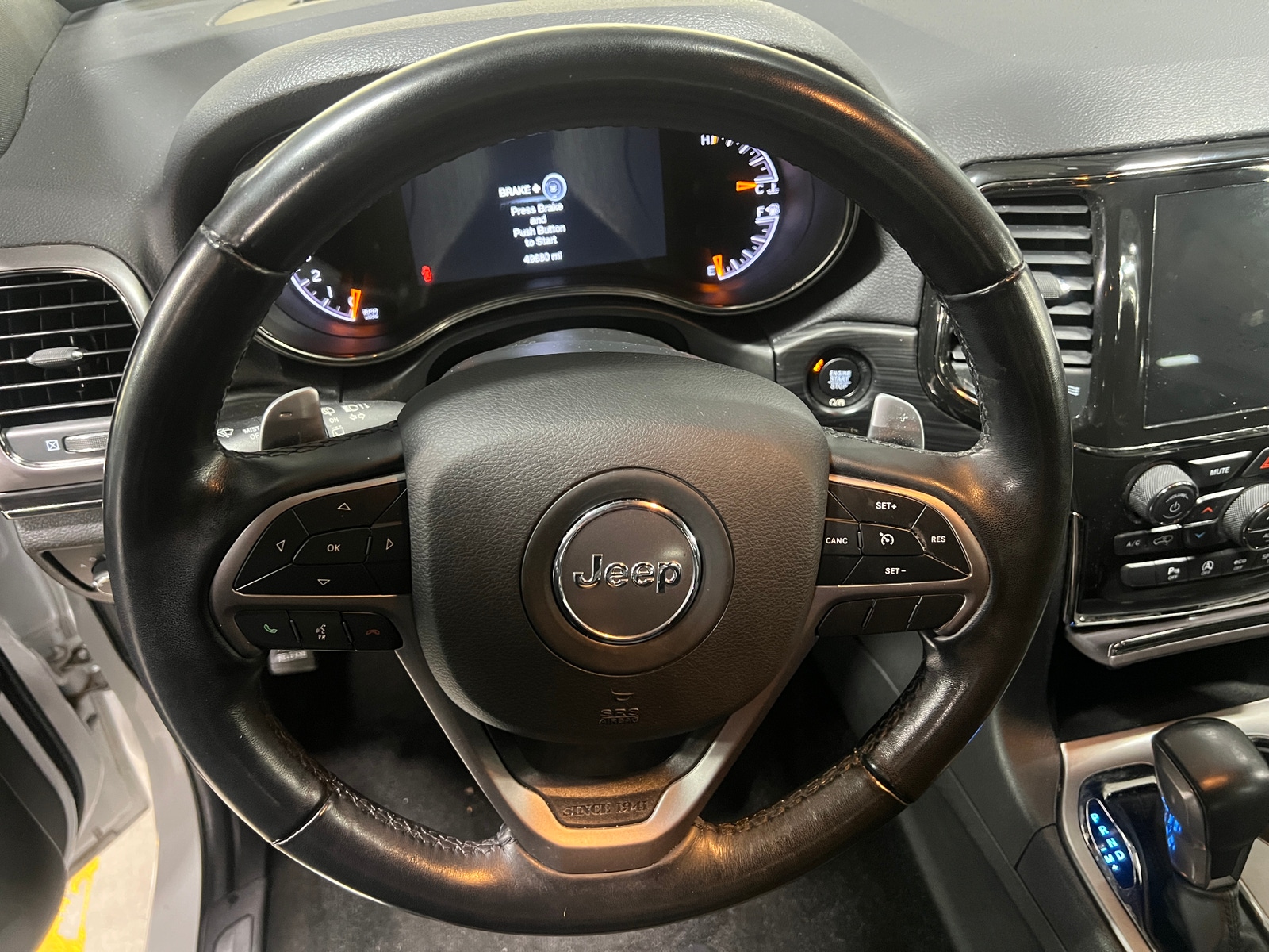 Thumbnail: 2021 Jeep Grand Cherokee - 4