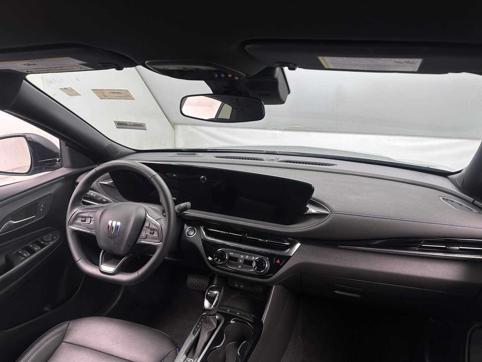 Thumbnail: 2025 Buick Envista - 3