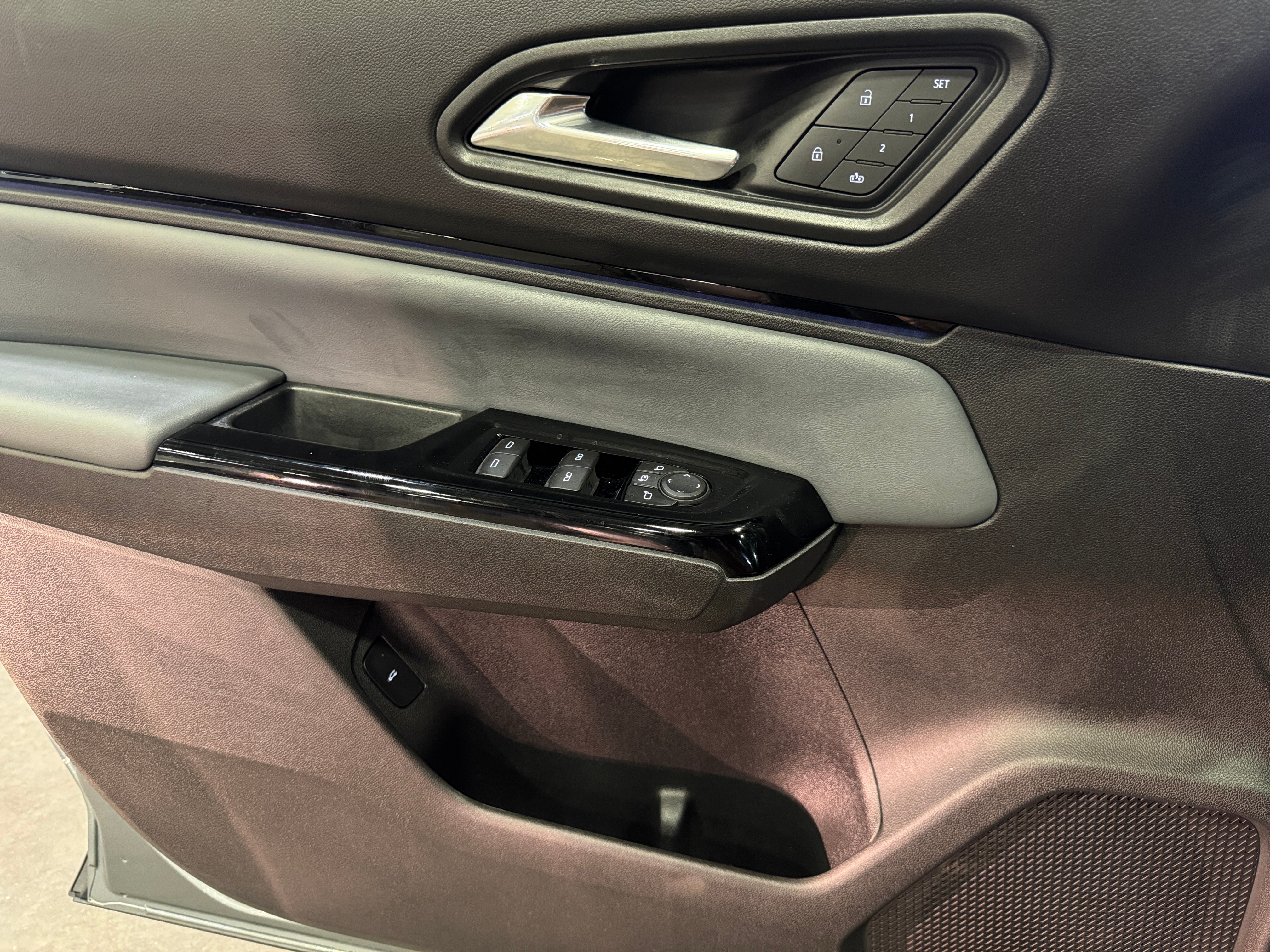 Used 2024 Honda Prologue Elite with VIN 3GPKHZRJ7RS525501 for sale in Oak Creek, WI