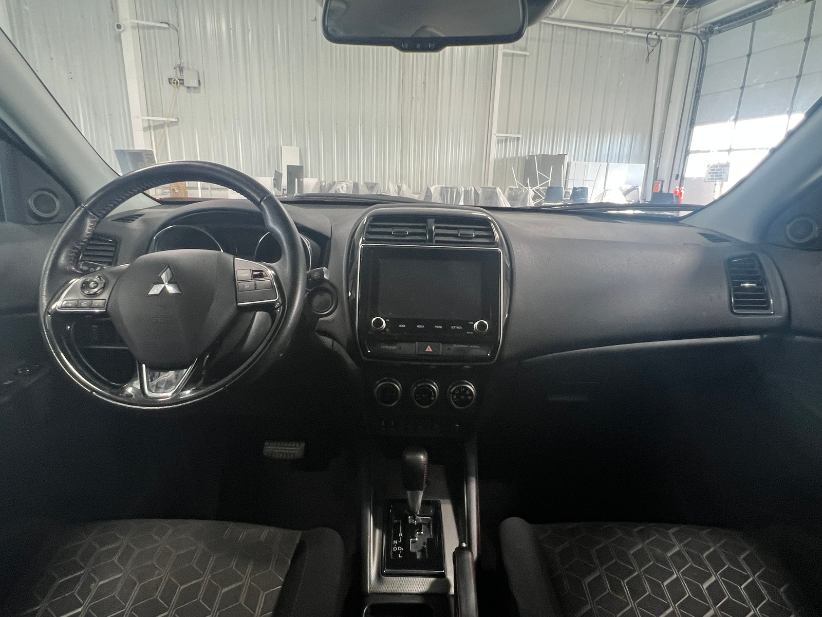 Thumbnail: 2024 Mitsubishi Outlander Sport - 3