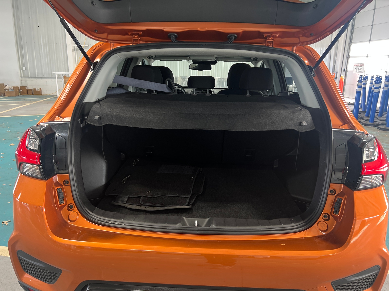 Thumbnail: 2024 Mitsubishi Outlander Sport - 7