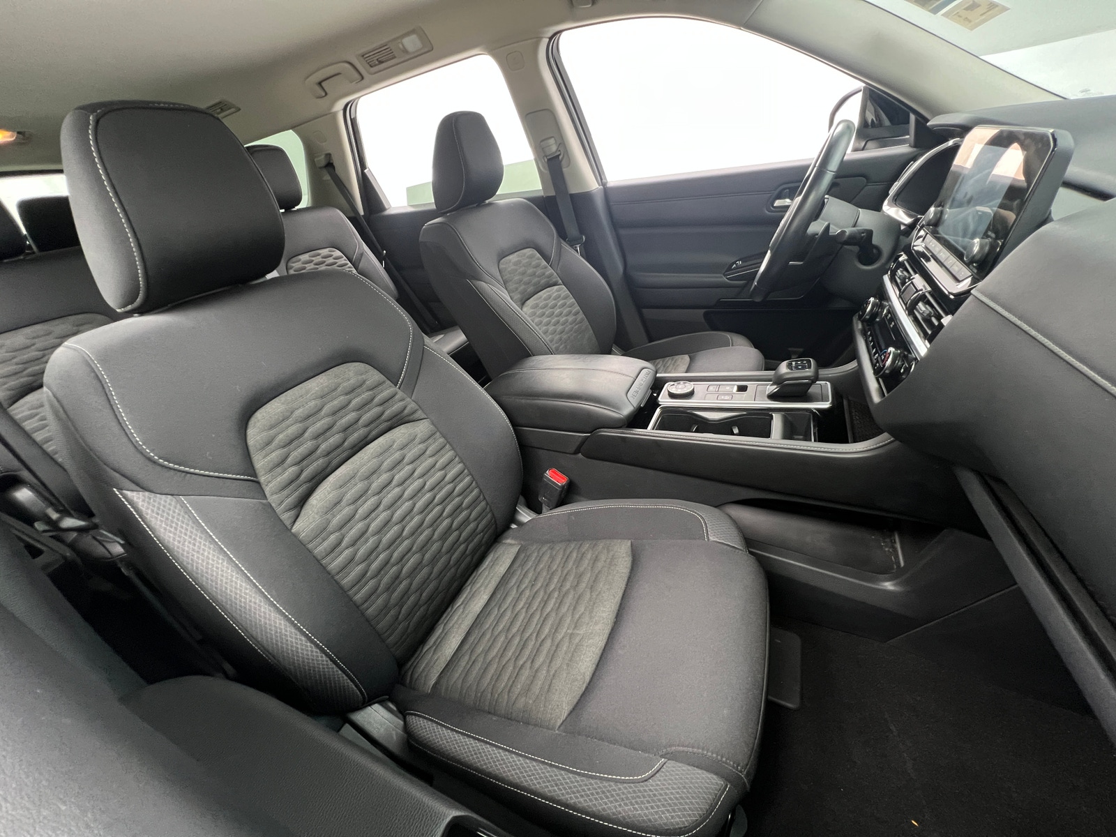 Thumbnail: 2022 Nissan Pathfinder - 2