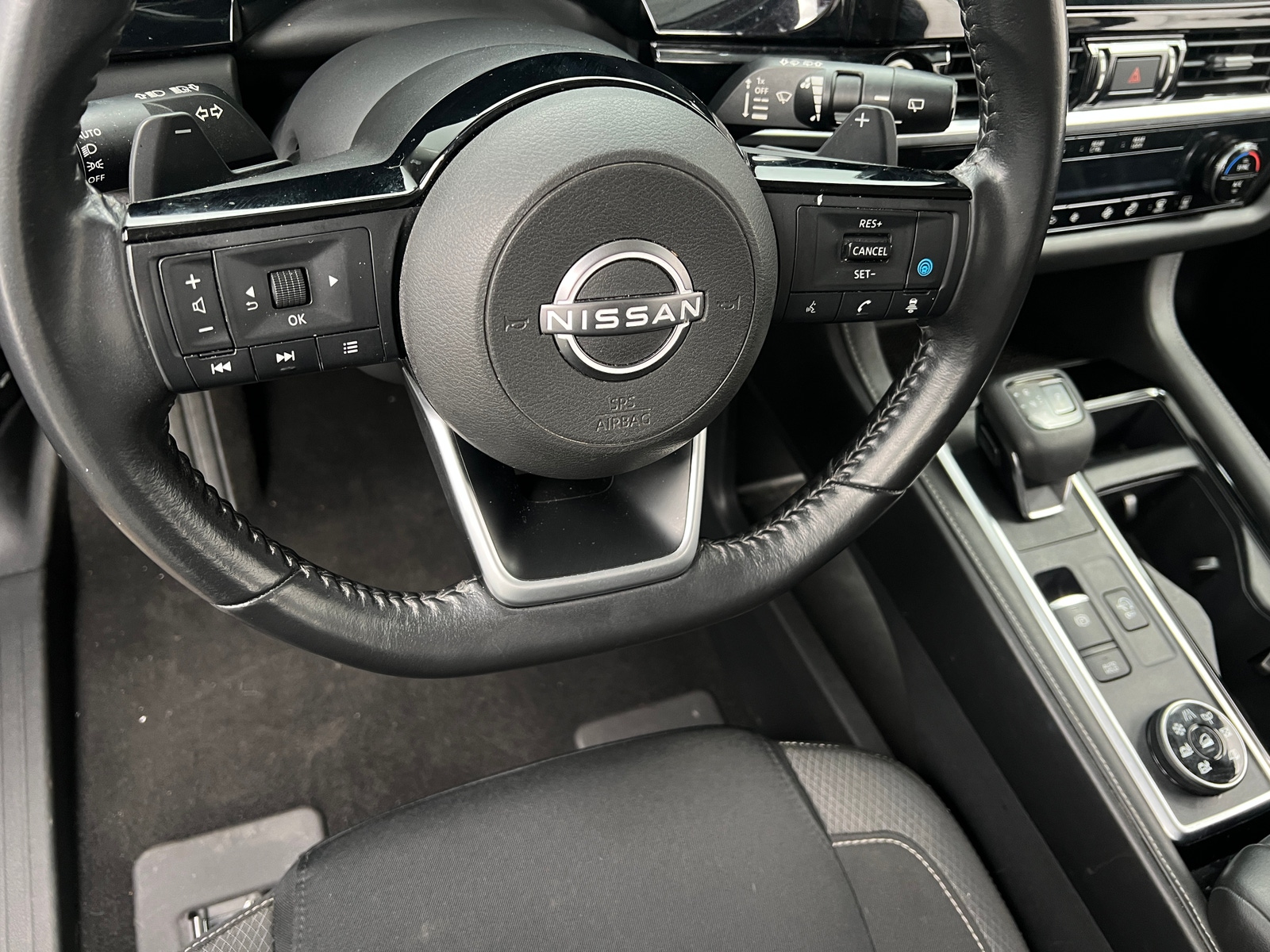 Thumbnail: 2022 Nissan Pathfinder - 5