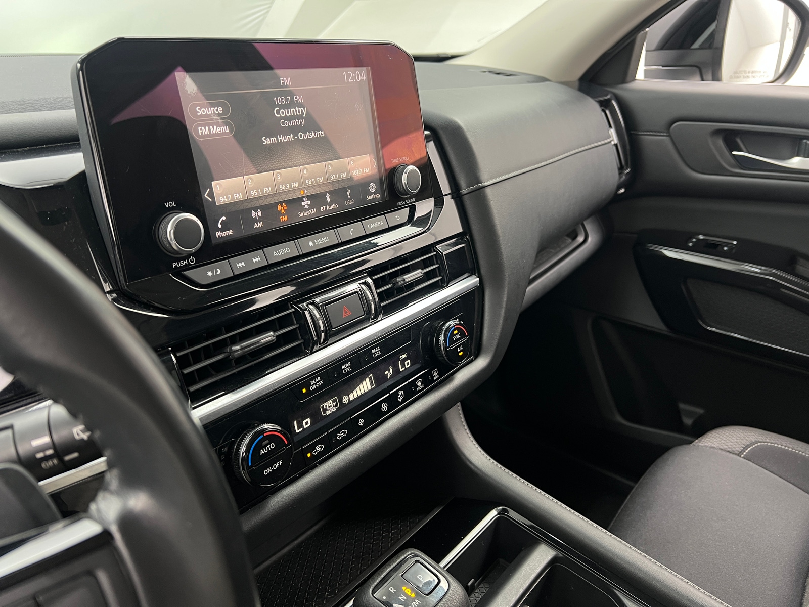 Thumbnail: 2022 Nissan Pathfinder - 4