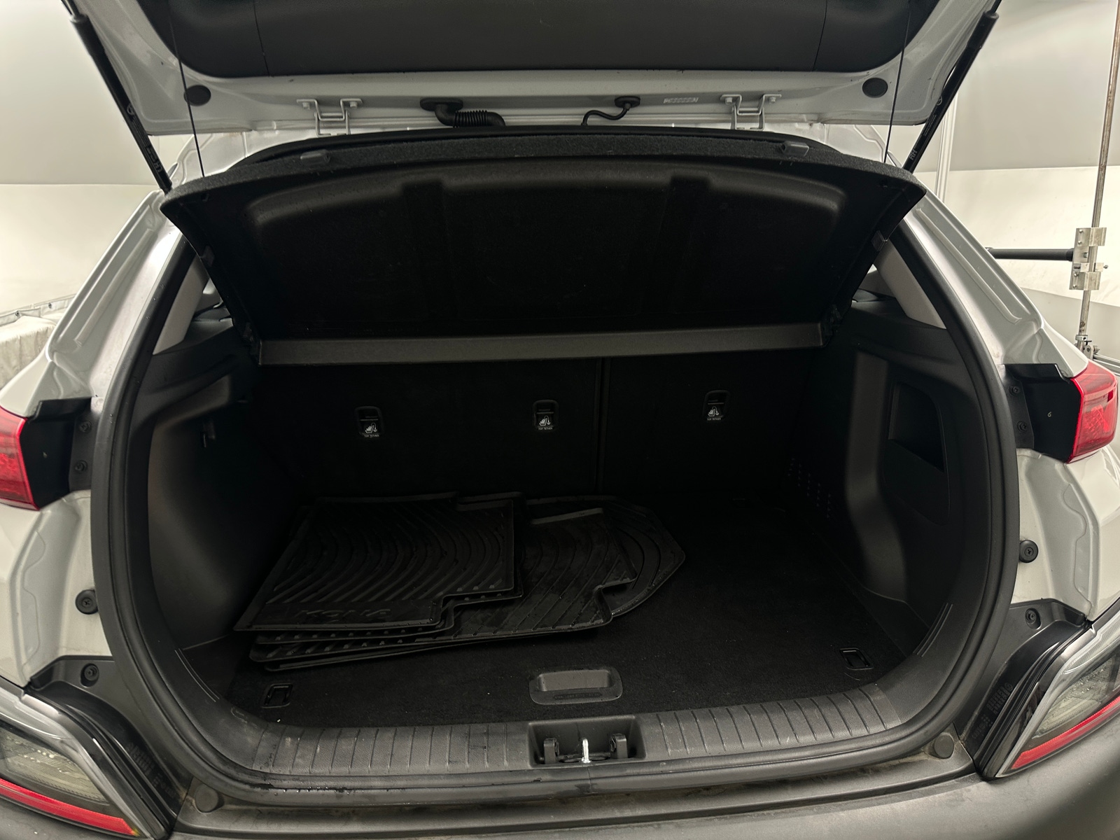 Thumbnail: 2022 Hyundai Kona - 7