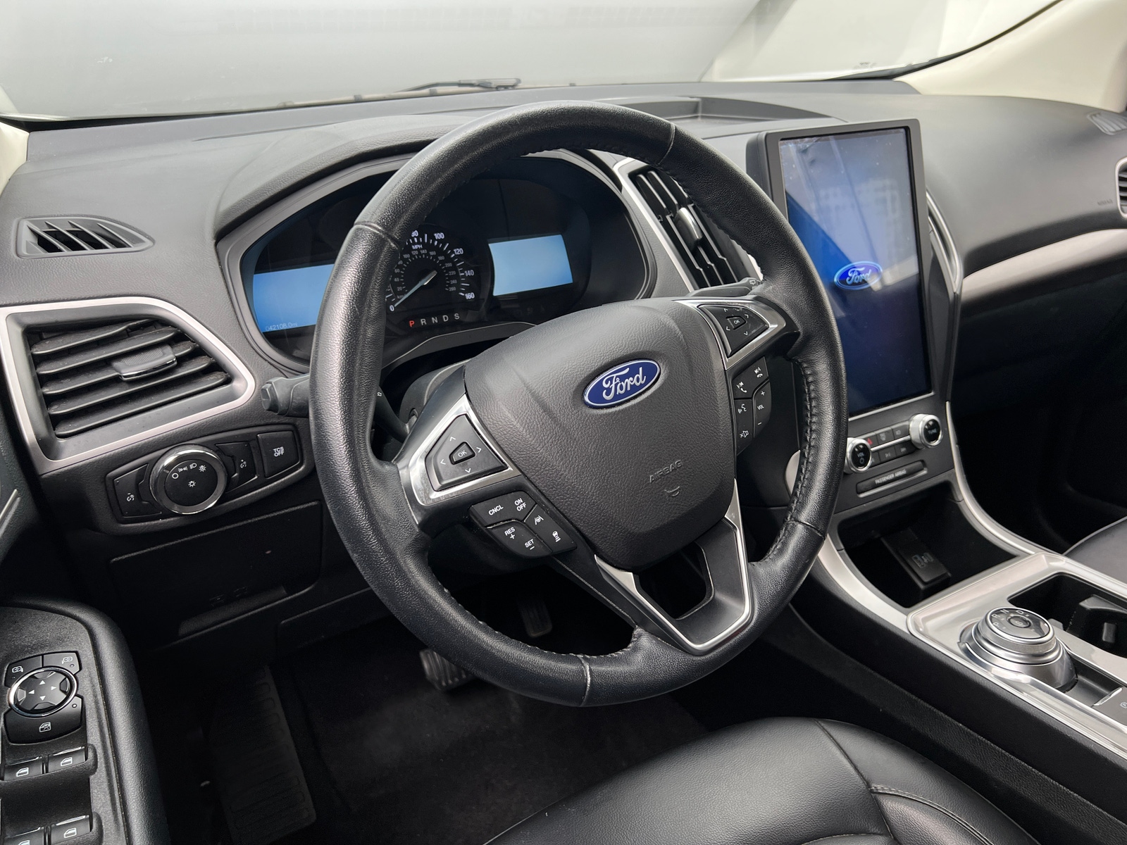 Thumbnail: 2023 Ford Edge - 5