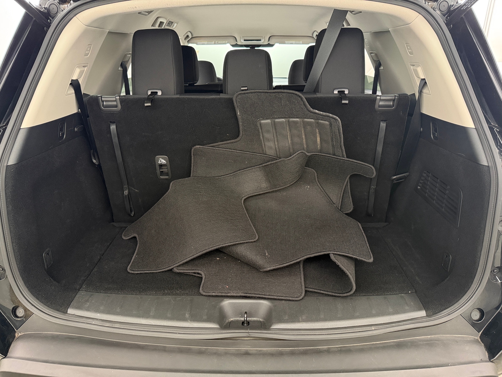 Thumbnail: 2024 Nissan Pathfinder - 7