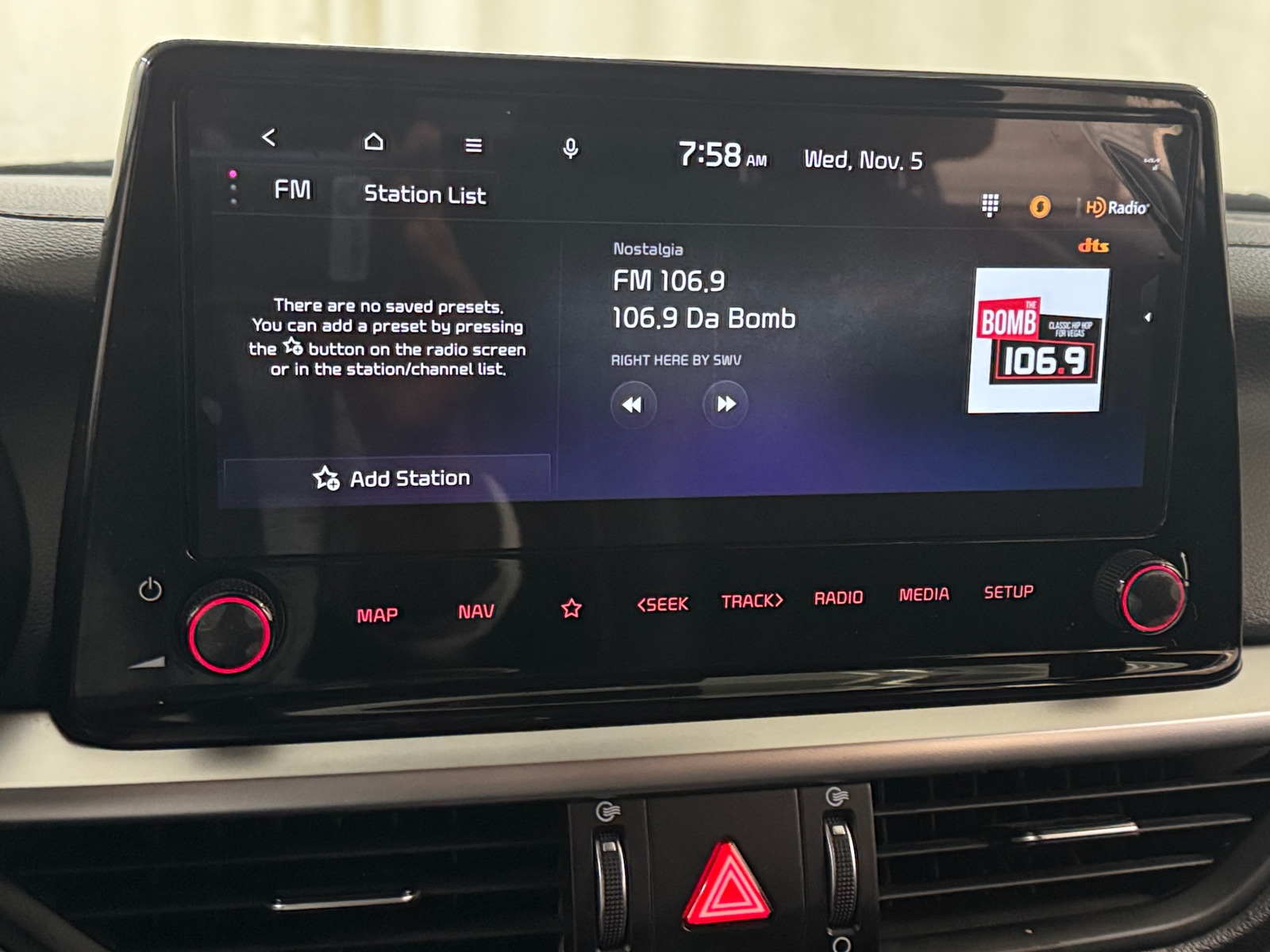 Thumbnail: 2022 Kia Forte - 4