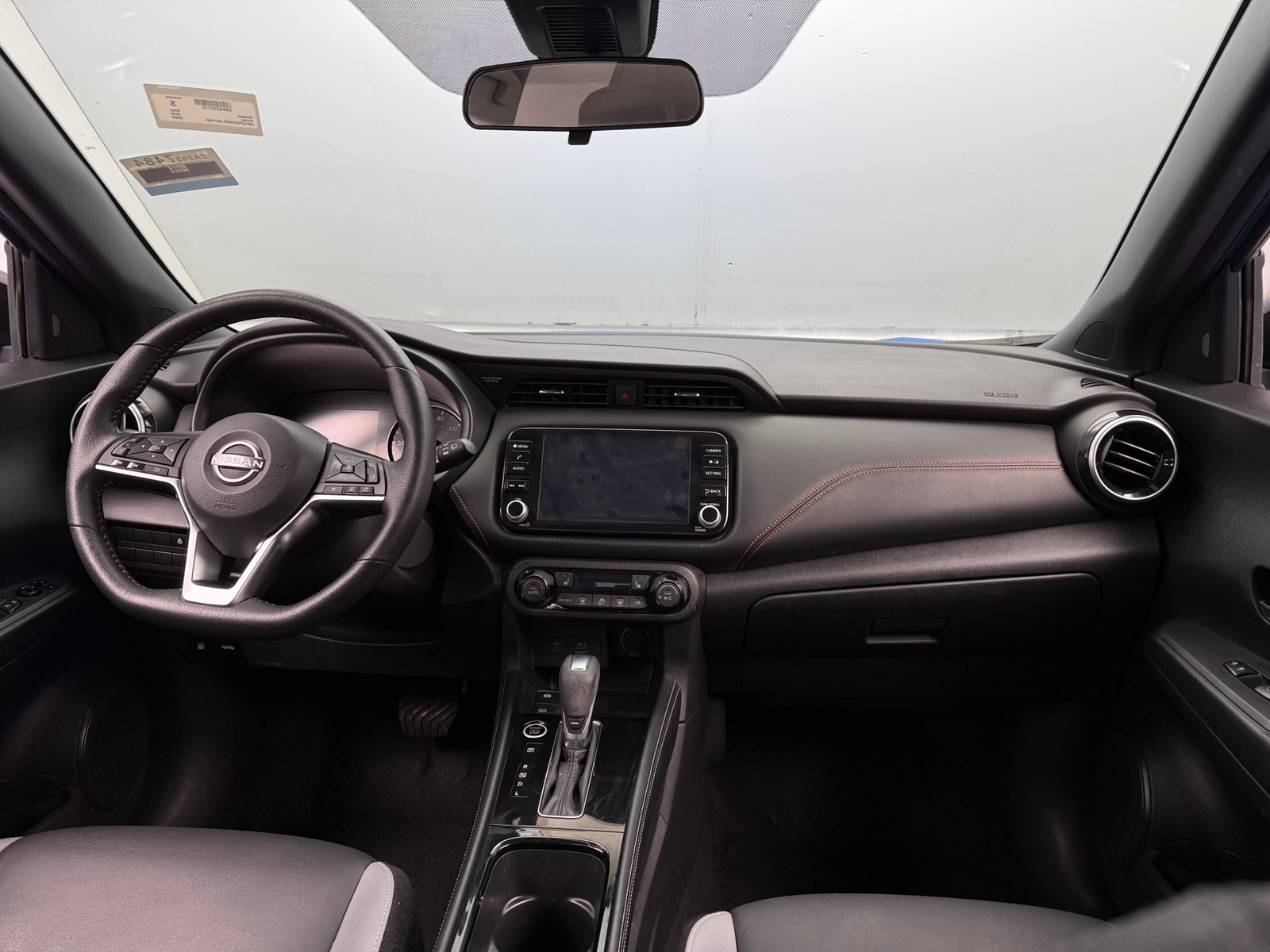 Thumbnail: 2023 Nissan Kicks - 3