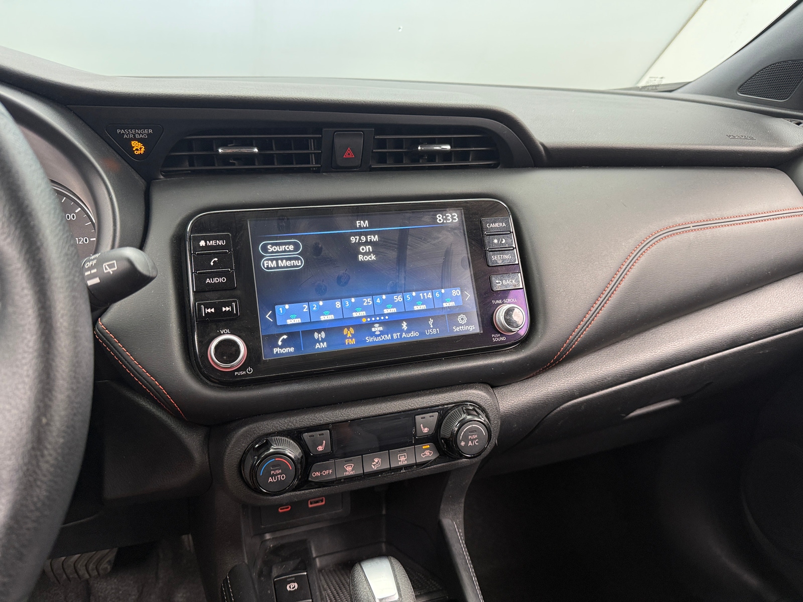 Thumbnail: 2023 Nissan Kicks - 4