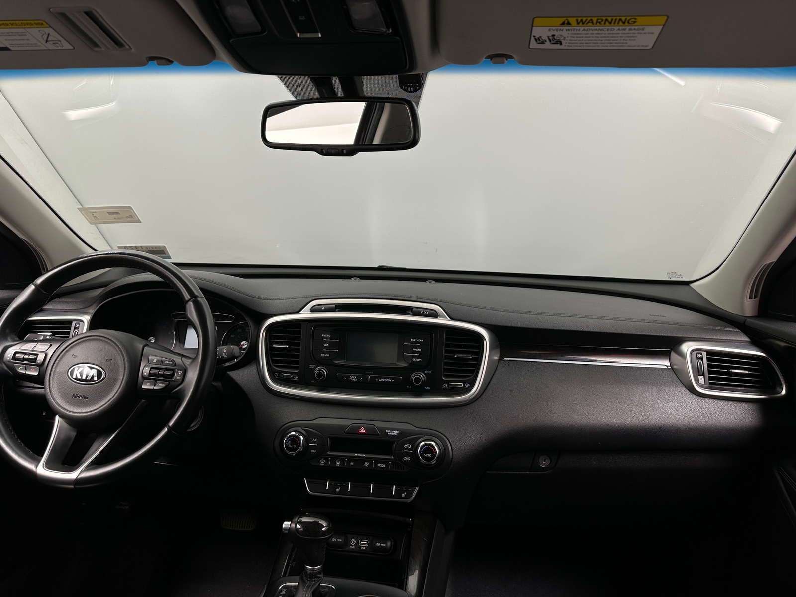 Thumbnail: 2016 Kia Sorento - 2