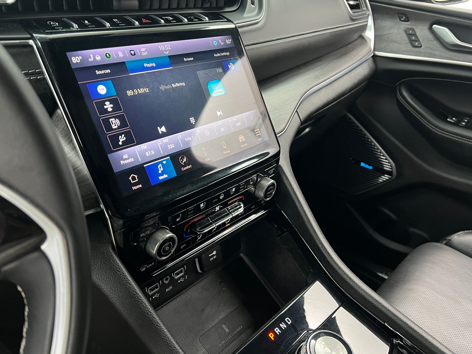 Thumbnail: 2022 Jeep Grand Cherokee L - 3