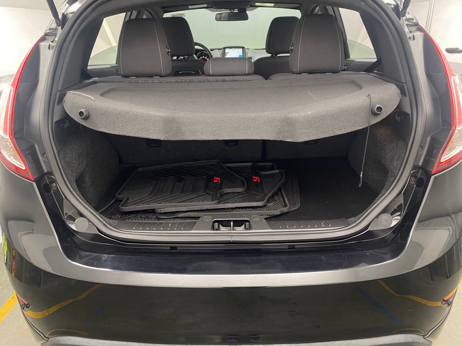 Thumbnail: 2015 Ford Fiesta - 7