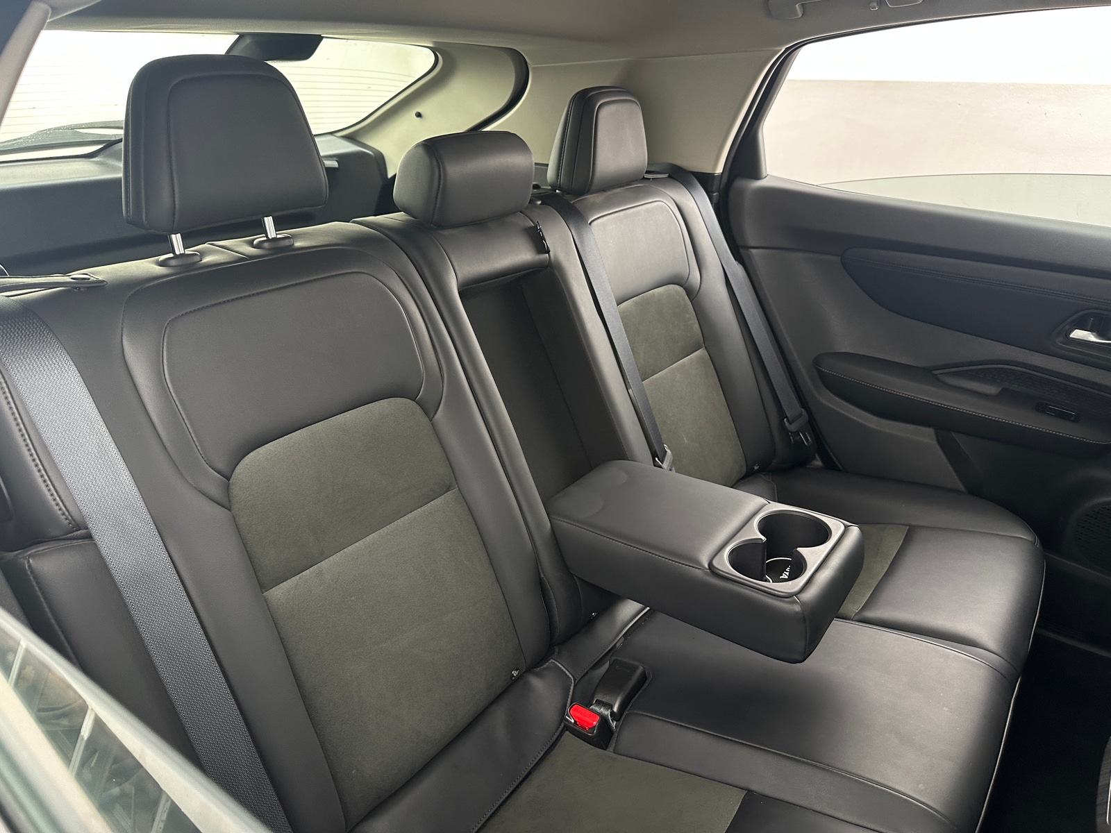 Thumbnail: 2023 Nissan Ariya - 5