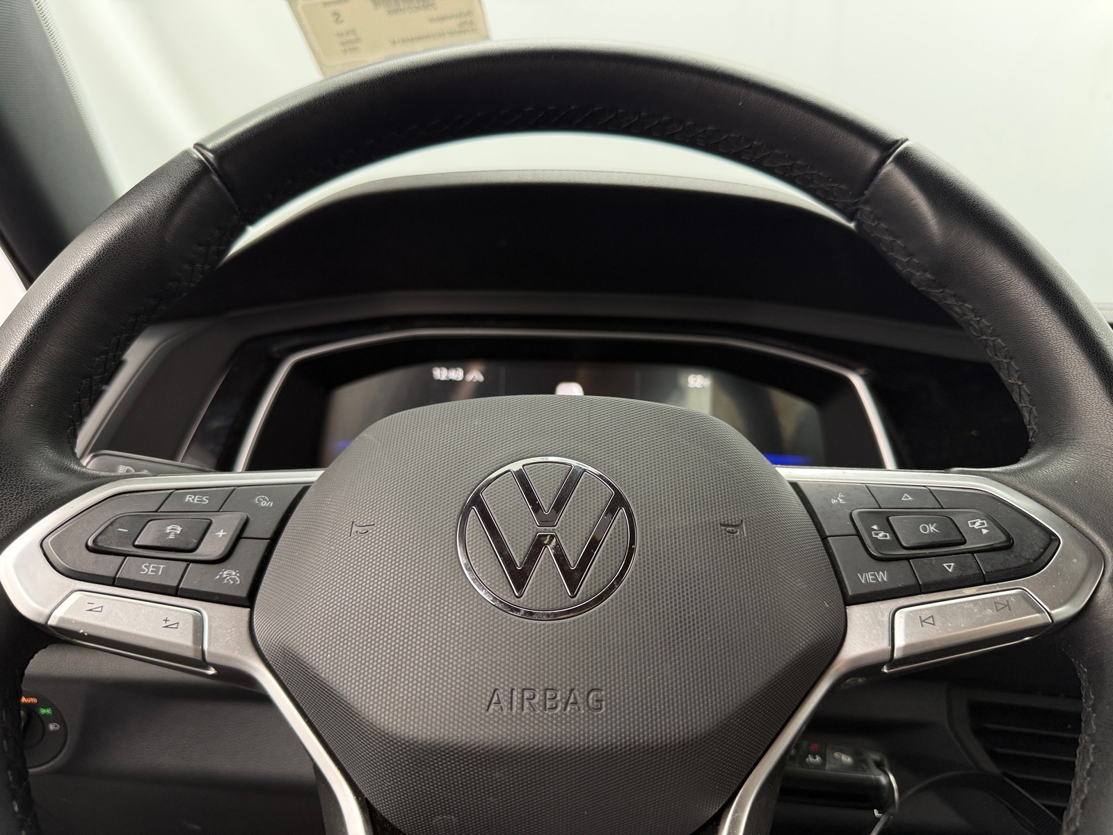 Thumbnail: 2024 Volkswagen Jetta - 5