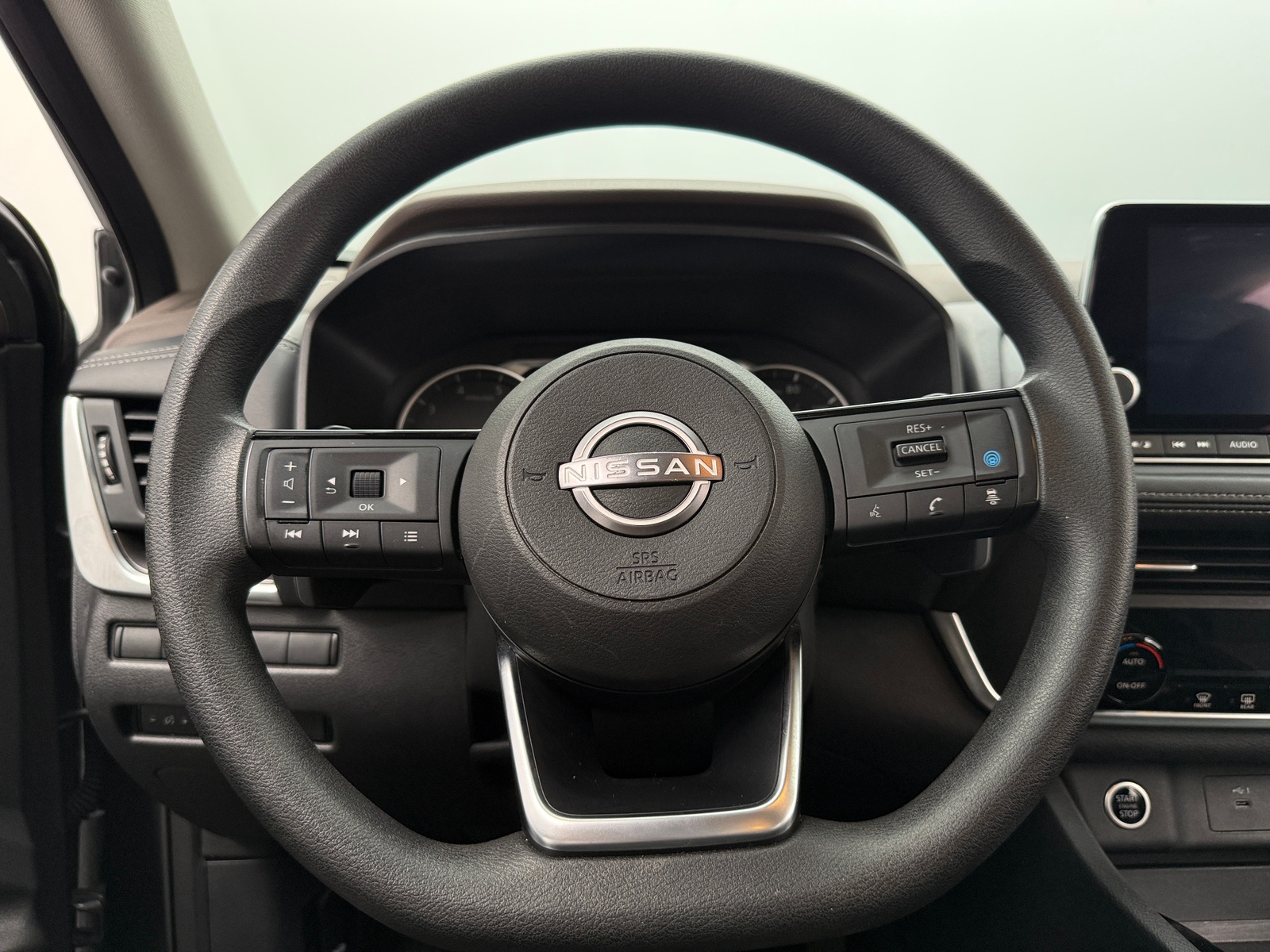 Thumbnail: 2023 Nissan Rogue - 5