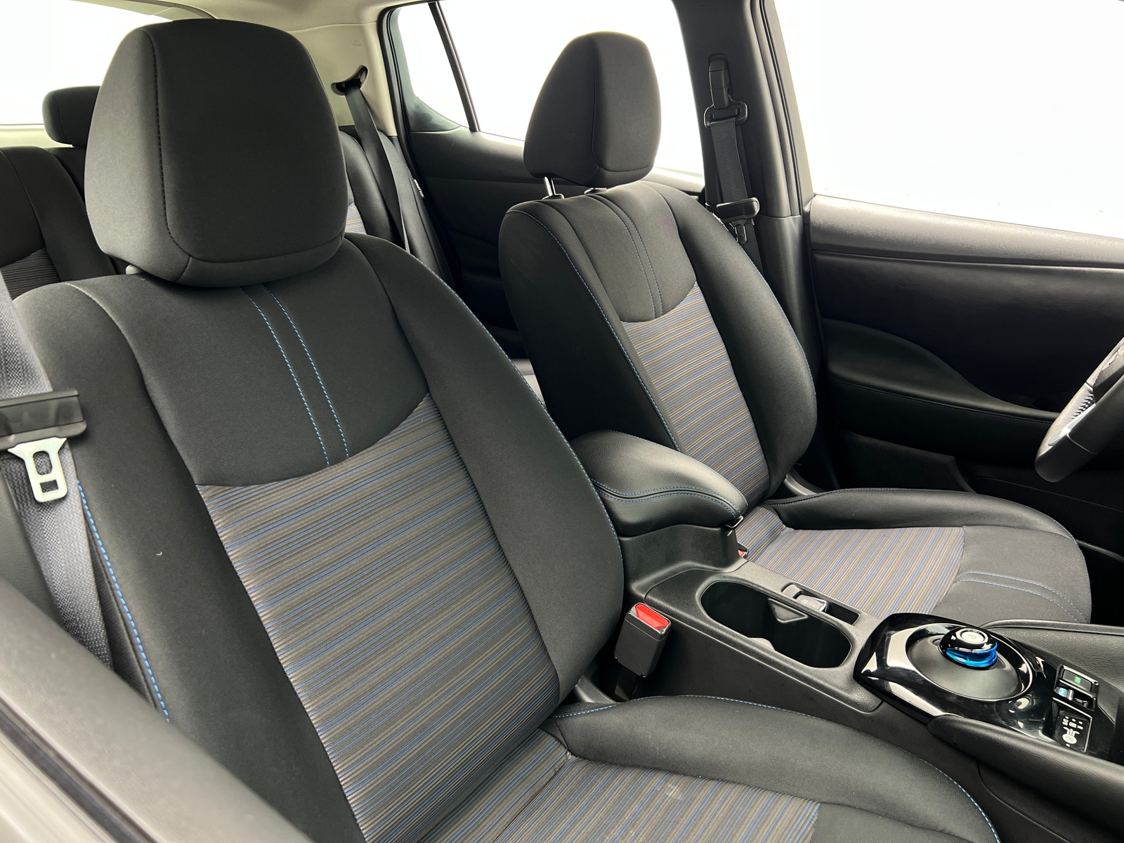 Thumbnail: 2025 Nissan Leaf - 2