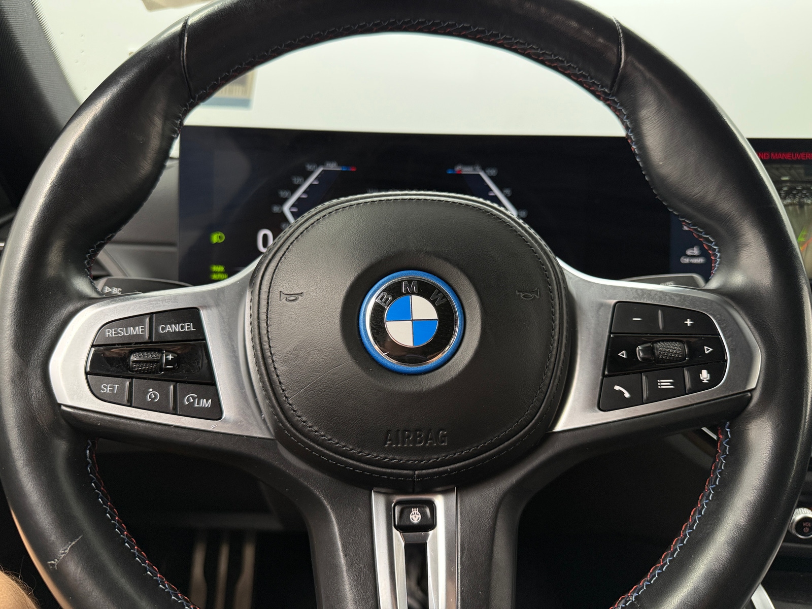 Thumbnail: 2023 BMW i4 - 4
