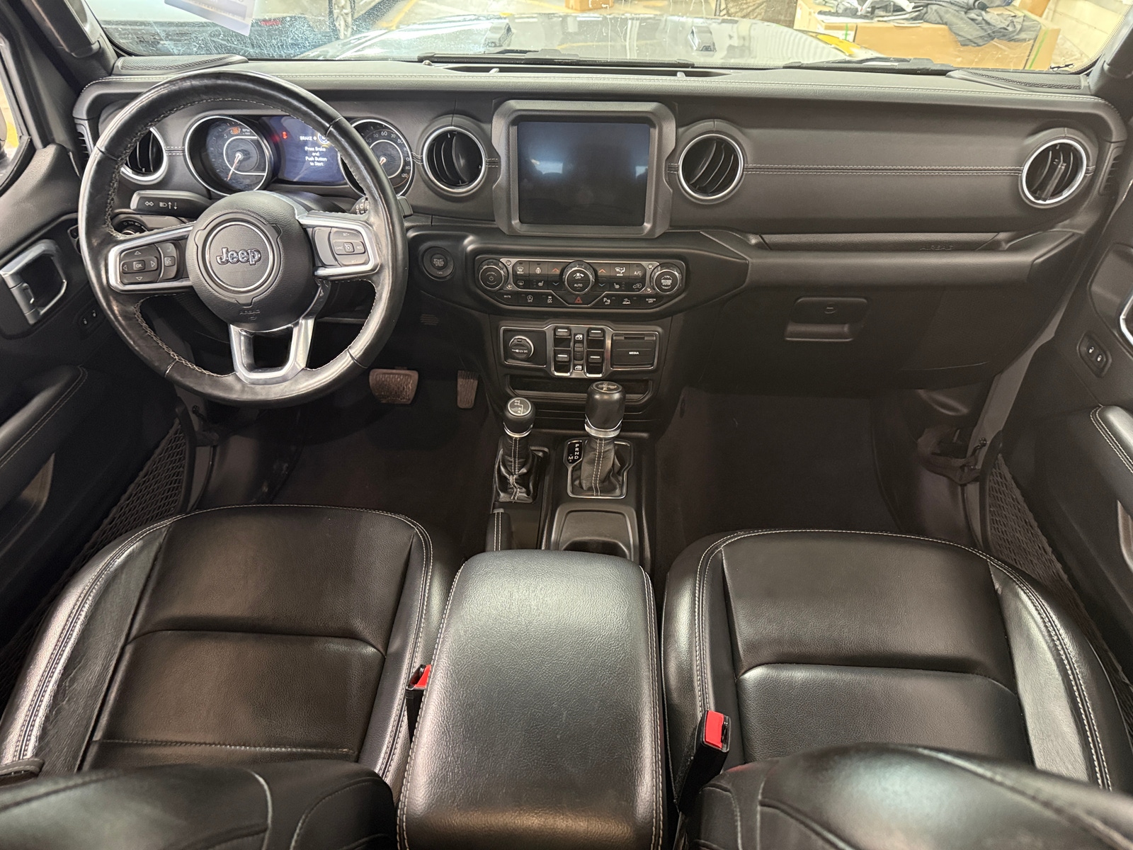 Thumbnail: 2022 Jeep Wrangler - 3