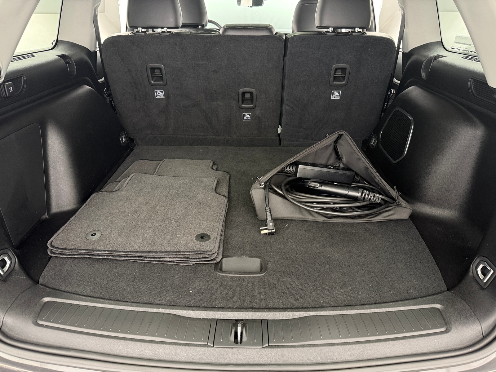 Thumbnail: 2022 Jeep Grand Cherokee - 6