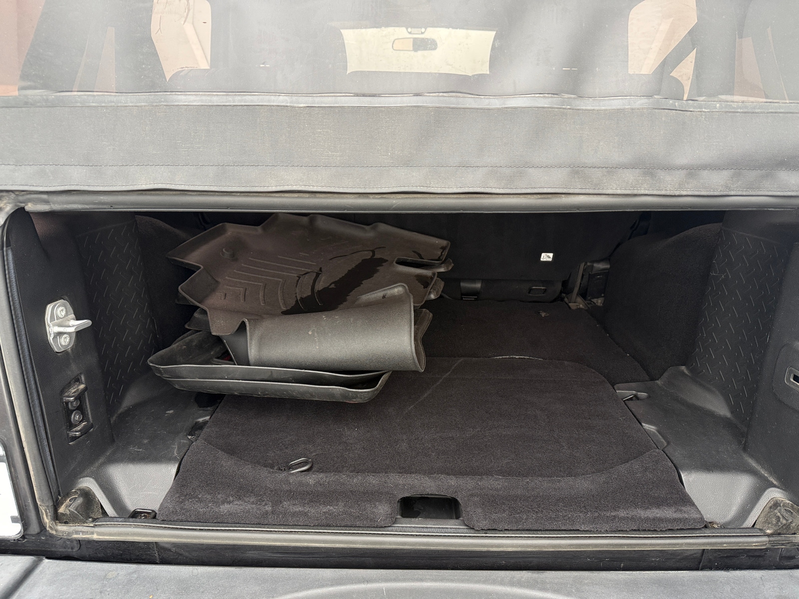 Thumbnail: 2017 Jeep Wrangler - 7