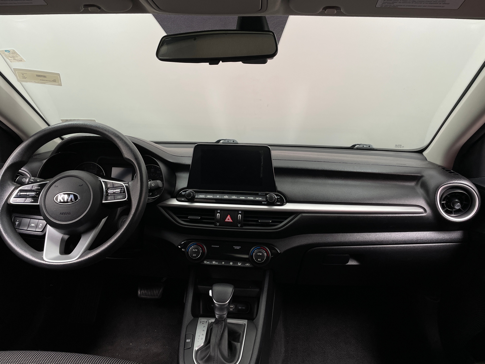 Thumbnail: 2019 Kia Forte - 3