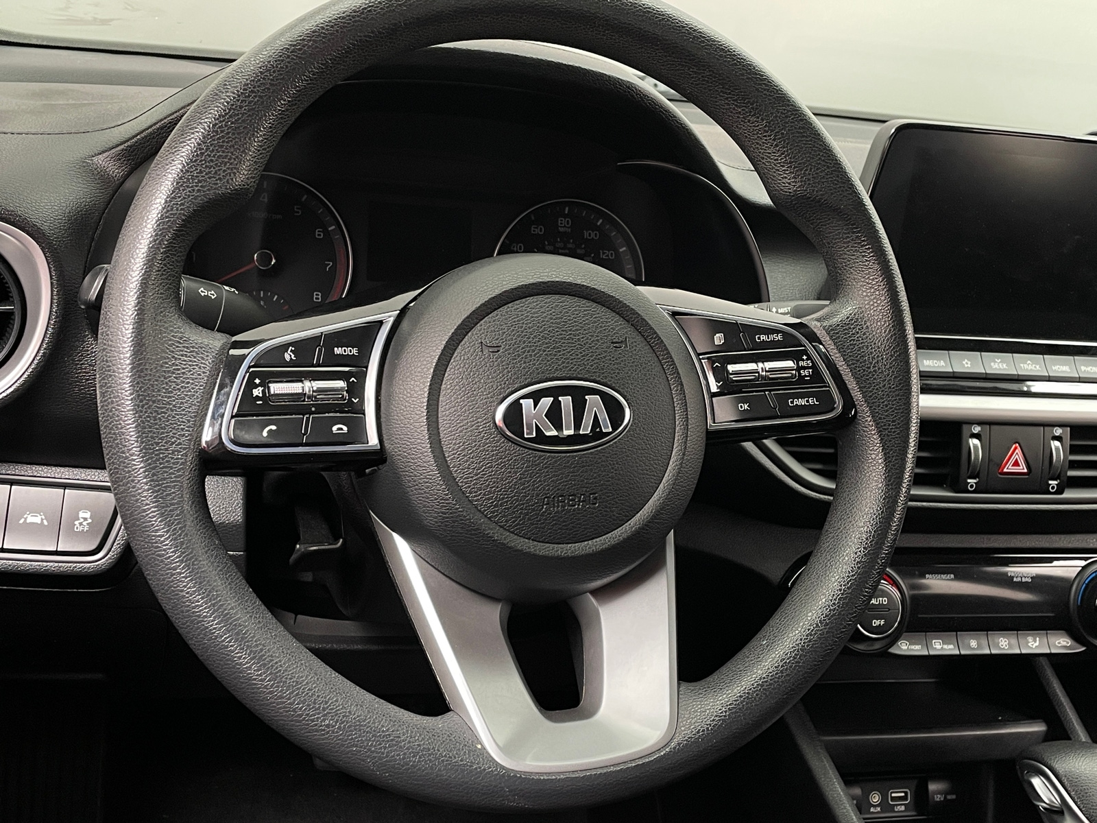 Thumbnail: 2019 Kia Forte - 5