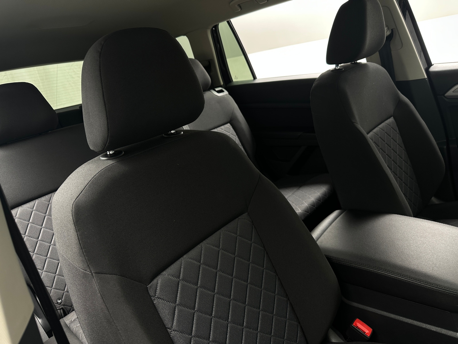 Thumbnail: 2018 Volkswagen Atlas - 2