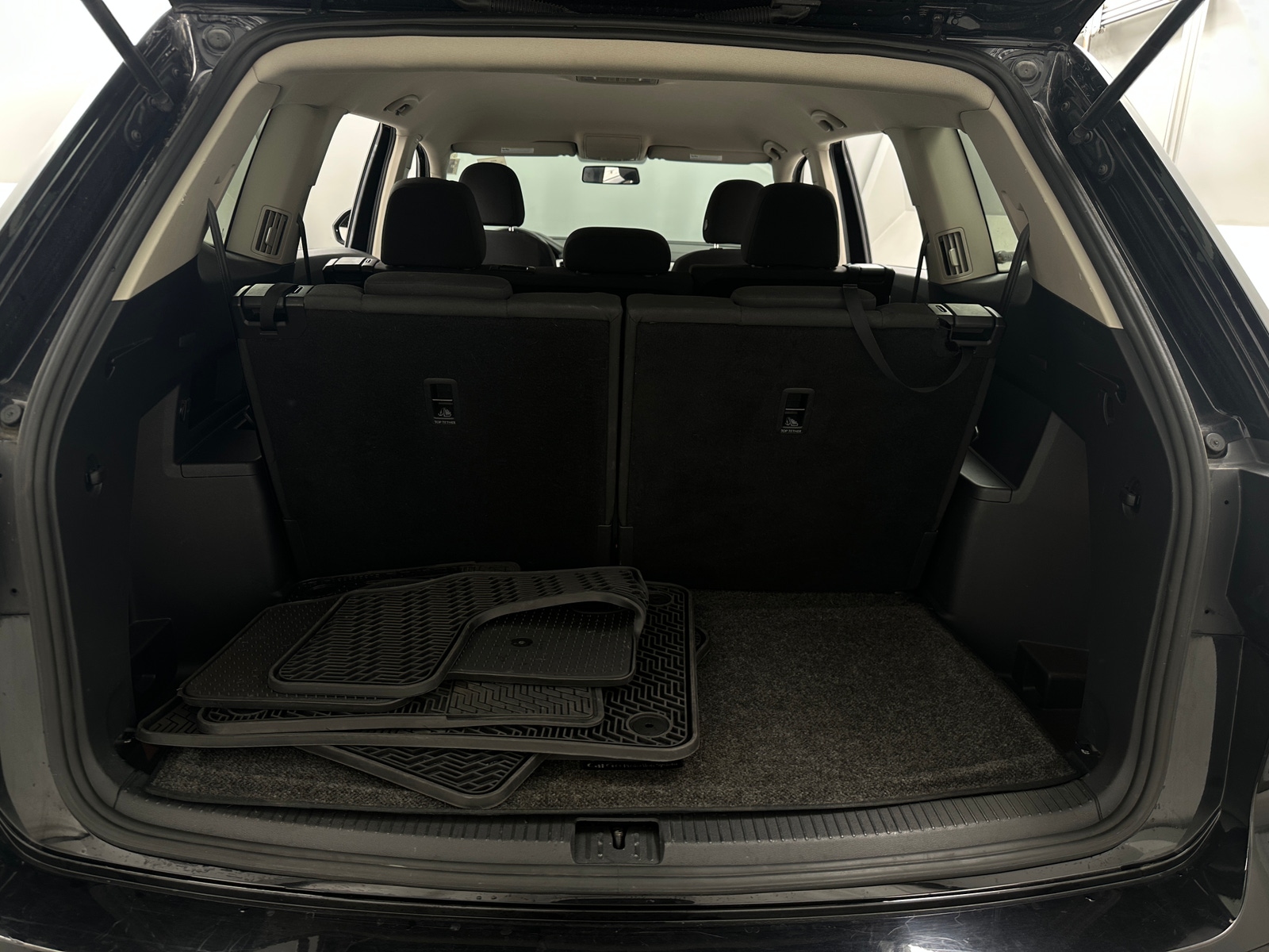 Thumbnail: 2018 Volkswagen Atlas - 7