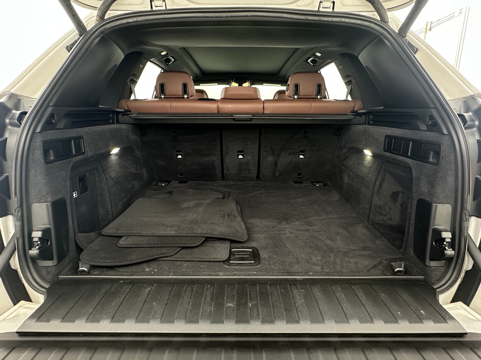 Thumbnail: 2019 BMW X5 - 6