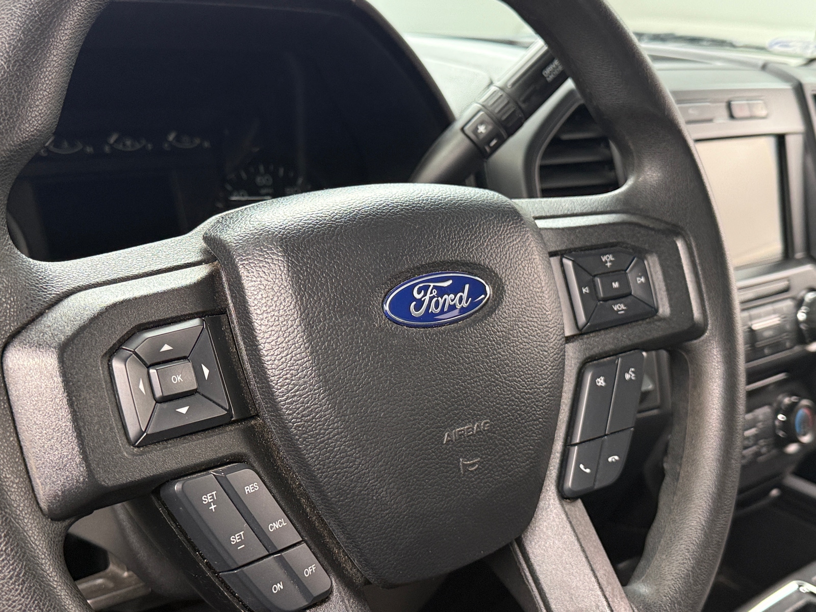 Thumbnail: 2018 Ford Econoline - 5