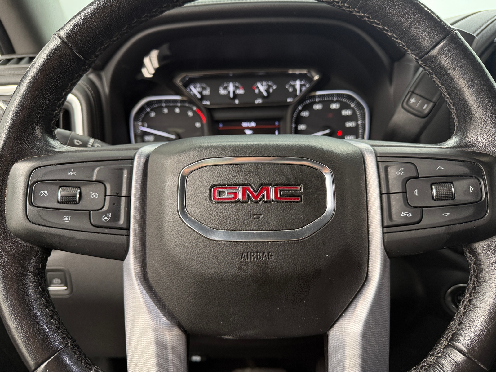 Thumbnail: 2020 GMC Sierra 1500 - 5