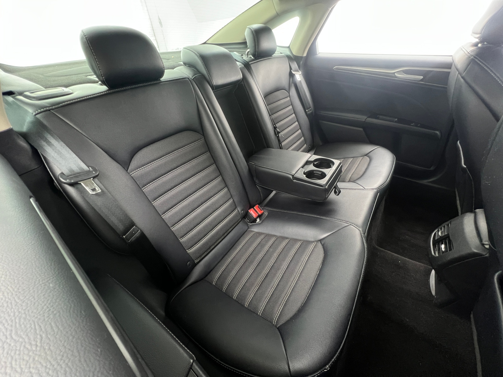 Thumbnail: 2017 Ford Fusion - 6