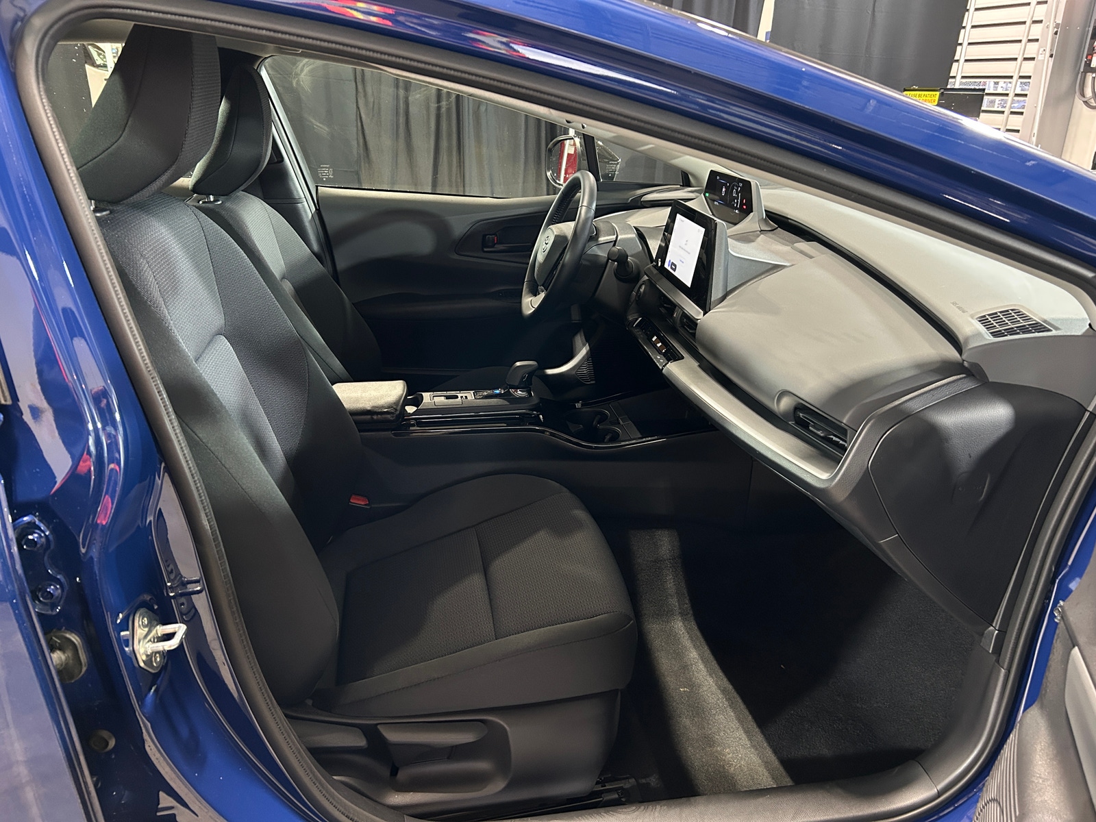 Thumbnail: 2025 Toyota Prius - 2