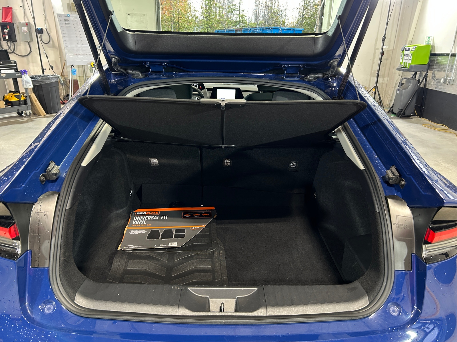 Thumbnail: 2025 Toyota Prius - 7