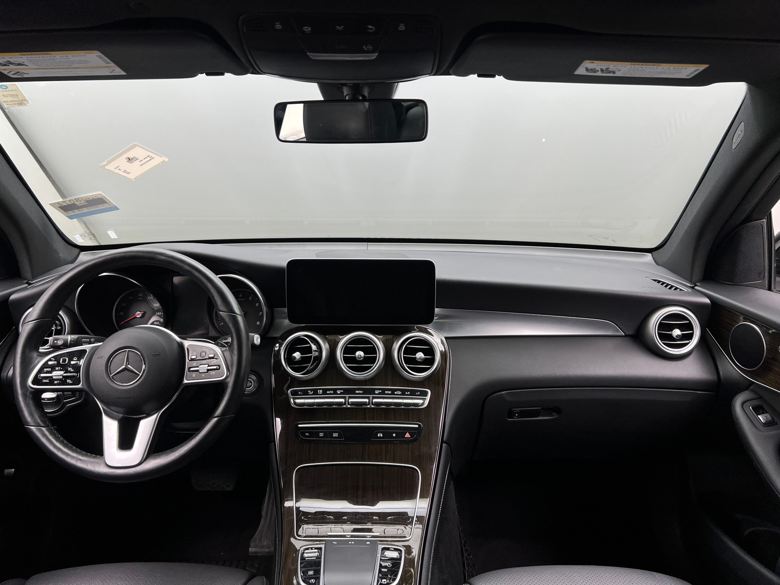 Thumbnail: 2020 Mercedes-Benz GLC - 2