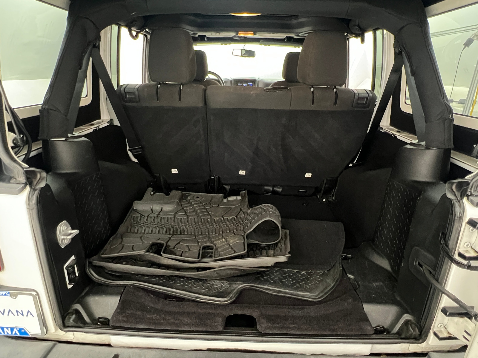 Thumbnail: 2016 Jeep Wrangler - 7